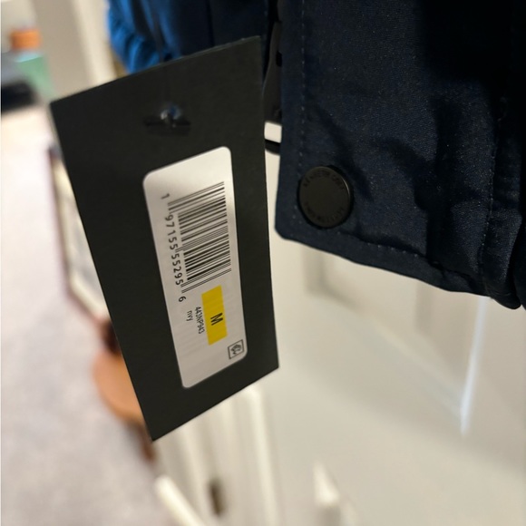 NWT Kenneth Cole Navy Blue Water Resistant Puffer Coat Jacket Size M - Picture 7 of 9